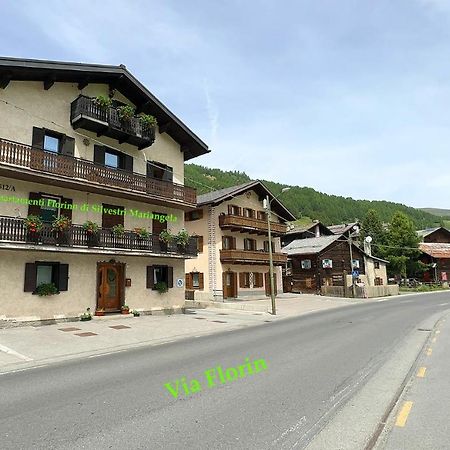 Appartamenti Florino Di Silvestri Mariangela Livigno Luaran gambar